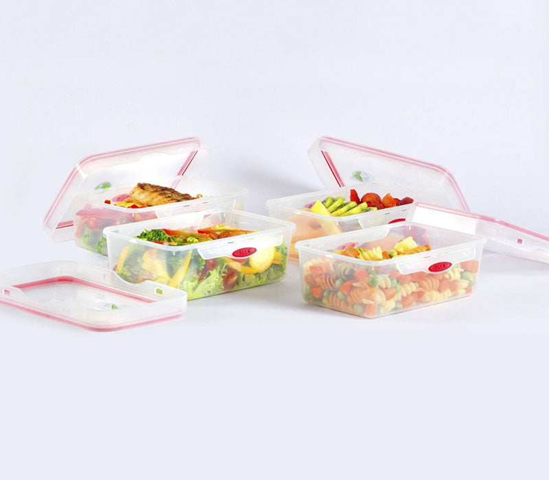 Recipientes plásticos kit  x 4 Unds.
